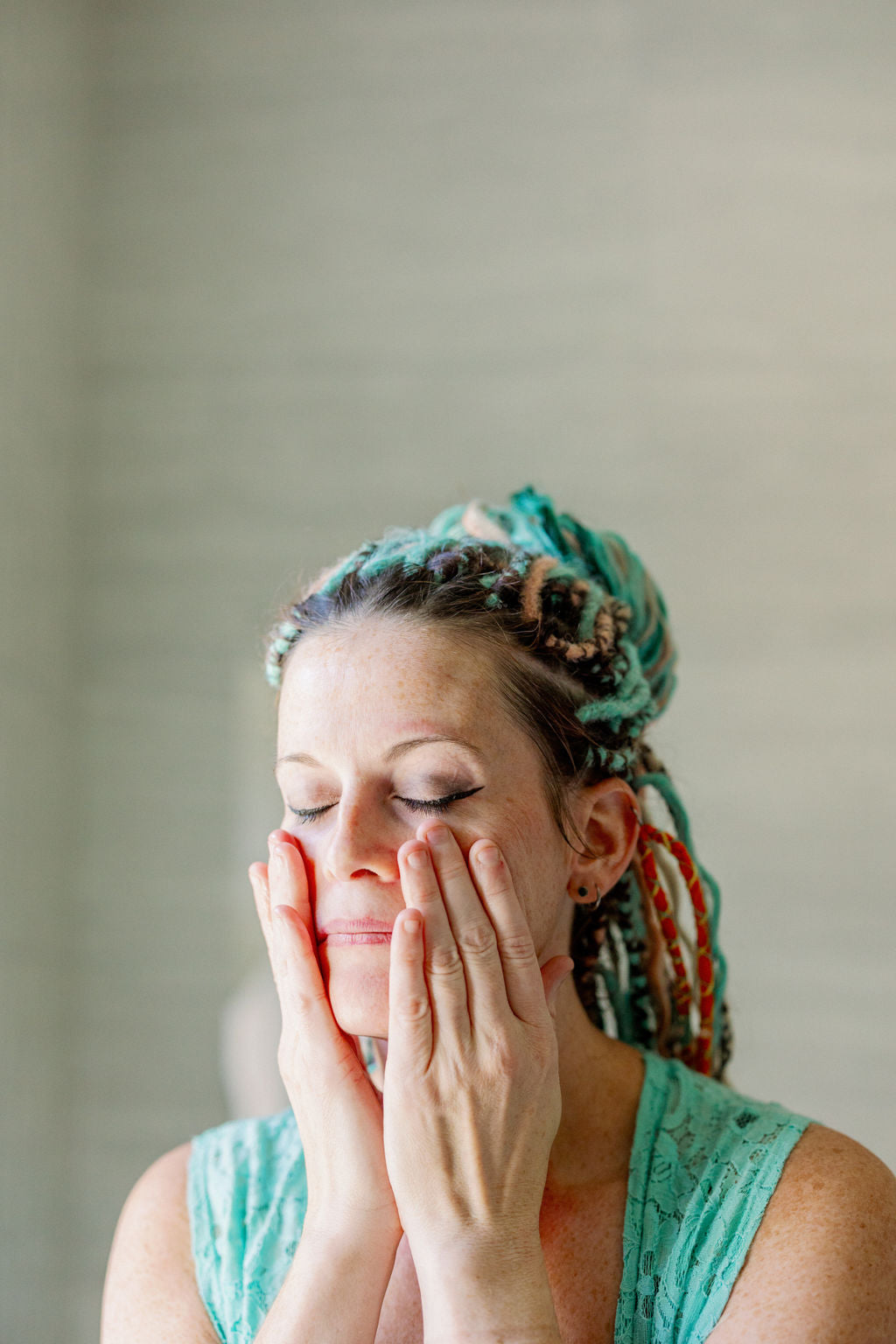 Naked Facial Serum - Anti-Aging Skin Restoring Serum